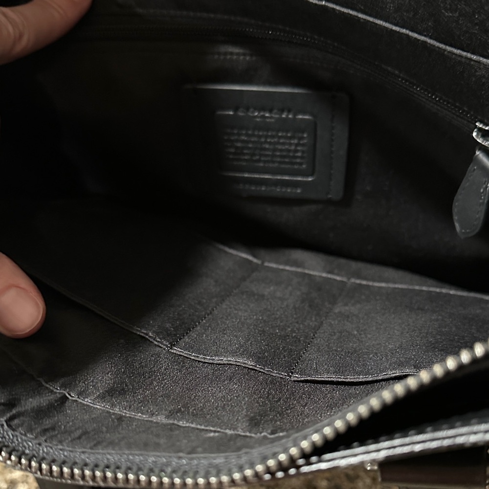 Coach Graham Structured Tote - Picture 5 of 6